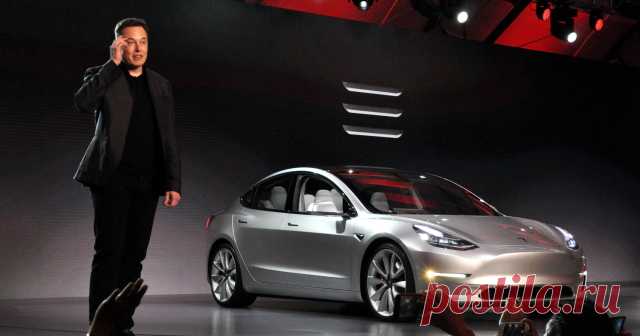 Элон Маск показал готовый к серийному производству прототип Tesla Model 3 и назвал сроки старта продаж