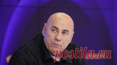 Продюсер Иосиф Пригожин сообщил о гибели зятя в зоне СВО. Зять российского музыкального продюсера и бизнесмена Иосифа Пригожина Евгений Ткаченко погиб в зоне проведения специальной военной операции. Читать далее