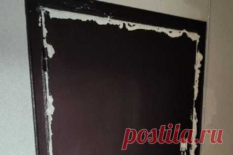 Россиянин замуровал соседа в квартире из-за громкой музыки. В Ноябрьске житель многоквартирного дома монтажной пеной заклеил входную дверь квартиры шумного соседа. Жителям дома пришлось на протяжении месяца добиваться покоя в собственных квартирах — молодой арендатор, поселившийся на одном из этажей, постоянно включал музыку на полную громкость.