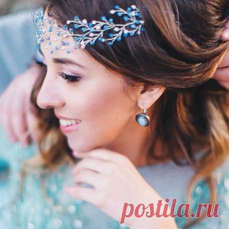 Нежная и яркая @annabamm с веночком #olgadelice . #olgadelice_bride