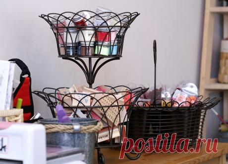 Декор для рабочего места рукодельницы.