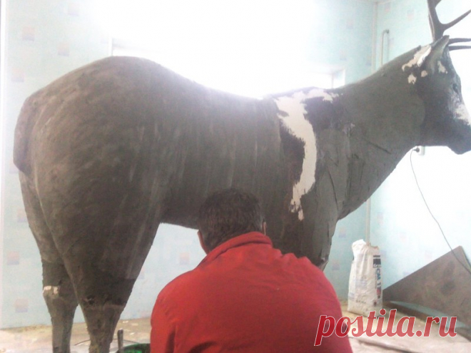 ОЛЕНЬ ИЗ ПЛАСТИКОВЫХ БУТЫЛОК И МОНТАЖНОЙ ПЕНЫ. МАСТЕР КЛАСС.