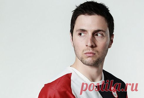 Александр Билодо (Канада) - олимпийский чемпион в могуле. (фристайл)