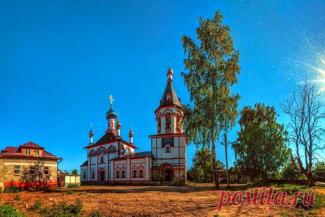 ГУЛЯЯ ПО РУСИ - Знаменская церковь в Переславле-Залесском – память о спасении княгини Евдокии..