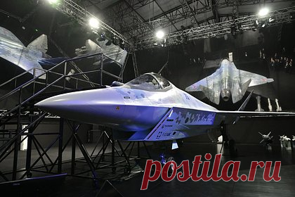 Названа главная особенность российского истребителя пятого поколения Checkmate. Главная особенность легкого российского истребителя пятого поколения Checkmate, который готовятся производить в России, — это малозаметность. Об этом в беседе с «Лентой.ру» рассказал капитан первого ранга запаса, военный эксперт Василий Дандыкин. Самолет Checkmate разрабатывается в России как экспортный проект.