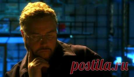 Уильям Петерсен