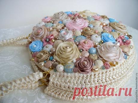 Вязаные сумочки из атласных лент