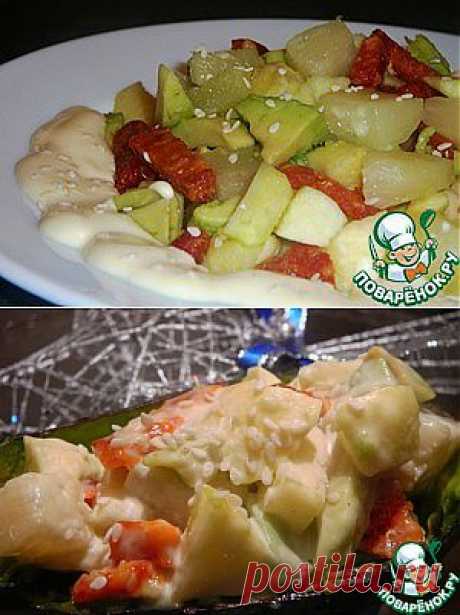 Салат из авокадо с ананасом, яблоками и сырокопченой колбасой - кулинарный рецепт