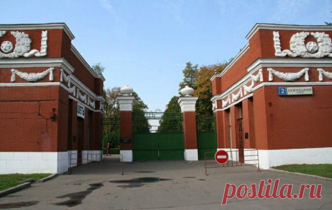 Новодевичье кладбище в Москве