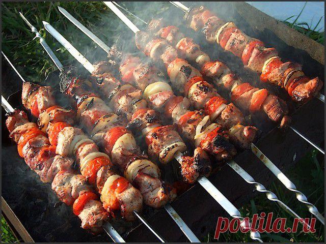 Подборка 11 ароматных соусов к шашлыкам.