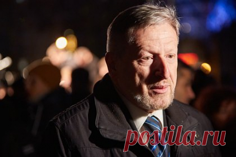 Израиль оценил готовность ХАМАС к сделке по обмену заложниками. Посол Израиля в России Александр Бен Цви, оценивая готовность к заключению сделки по обмену заложниками между еврейским государством и палестинским движением ХАМАС, отметил, что пока рано об этом говорить. По его словам, нельзя быть уверенным в том, что ХАМАС станет выполнять свои обещания.