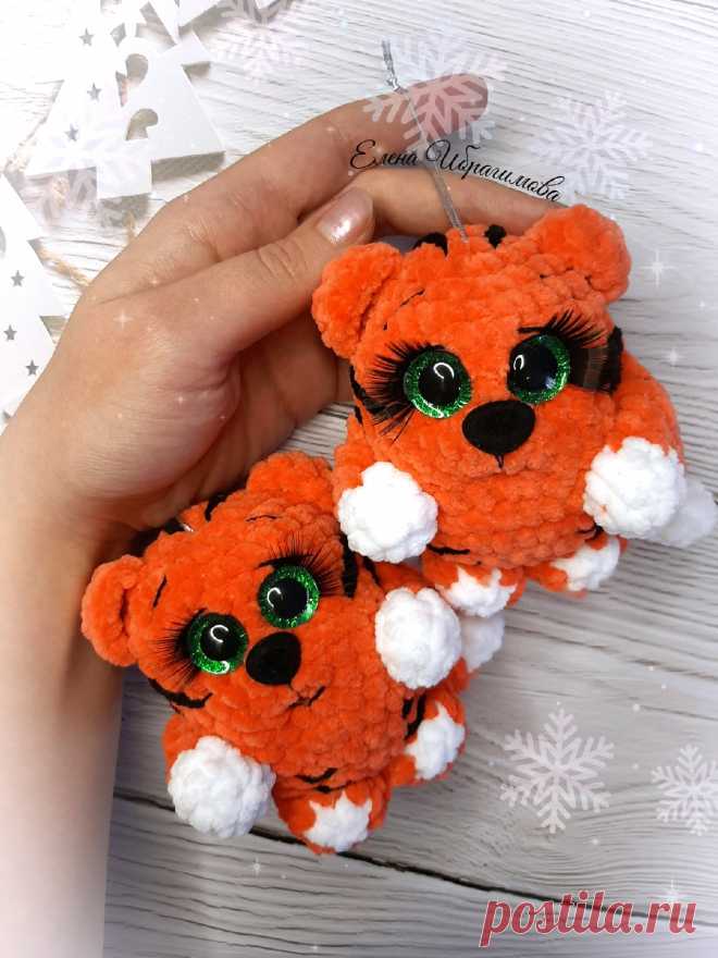 PDF Тигро-Шарик крючком. FREE crochet pattern; Аmigurumi animal patterns. Амигуруми схемы и описания на русском. Вязаные игрушки и поделки своими руками #amimore - плюшевый тигр, маленький тигрёнок из плюшевой пряжи, котик, кот, кошечка, кошка, котенок.