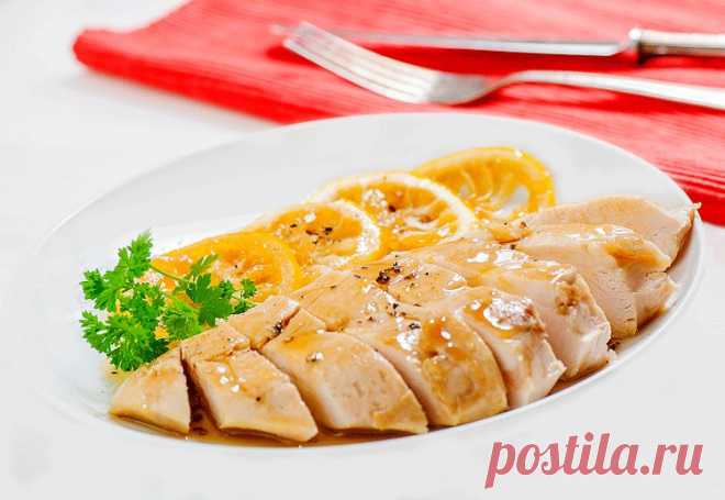 Куриная грудка Sous-Vide Ингредиенты: 500 г куриной грудки,чеснок,тимьян,душистый перец,черный перец,розмарин,лавровый листПриготовление: Куриную грудку ополоснуть, обсушить салфеткой, положить в пакет для вакуумирования вместе со специями, запаять пакет.Если нет вакууматора, можно максимально герметично...