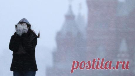 Москвичей предупредили о приближающемся похолодании. В ближайшее время в Московской области будет постепенно холодать. Температура воздуха начнет заметно понижаться с выходных и во второй половине следующей недели достигнет 10 градусов ниже нуля, рассказал синоптик прогностического центра ...