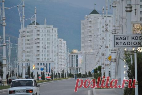 Туркменистан. Ашхабад. Фото Татьяны Барковой