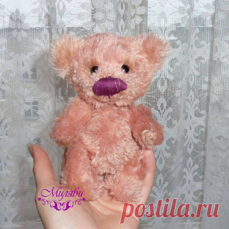 АВТОРСКИЕ КУКЛЫ И ТЕДДИ 👸🐘 в Instagram: «А вот мой мишутка- зефирка в полный рос для #teddy_stepan_фэнтези Целых 14 см зефирности Внутри опилки и камешки, карапуз…»