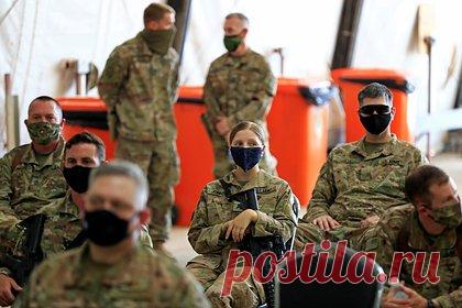 Стало известно о планах США начать переговоры с Ираком о выводе войск. США планирует в ближайшее время начать переговоры с Ираком о выводе американских войск. Об этом сообщает телеканал CNN со ссылкой на источники. Стороны «близки к соглашению о начале диалога в рамках высшей военной комиссии». В ходе переговоров предполагается определить шаги по осуществлению будущей операции.