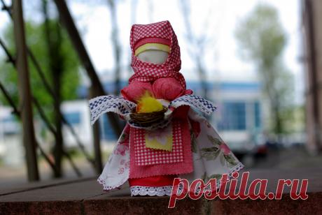 &quot;ПАСХА&quot;

#ILoveDolls
#IloveKuklaMotanka
#ILoveSlavicTradition
#ILovemyWork
#KuklaMotanka
#KuklaObereg
#SlavicTradition
#Творчество

Авторская работа: Объединение по интересам «В гостях у Куклы», руководители: Эрика ГРИЩЕНКО, Анна ТЫЧКО.