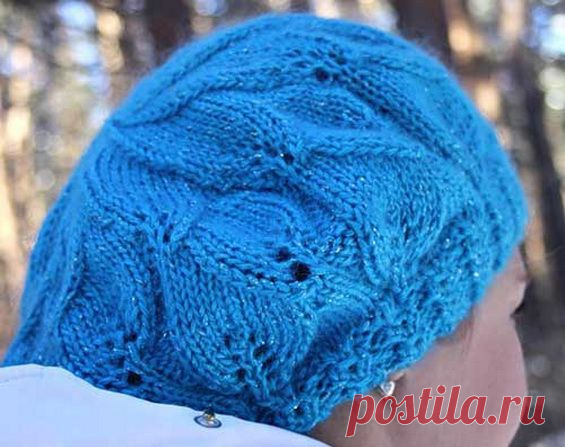 Вязаный берет спицами «Winter flower»