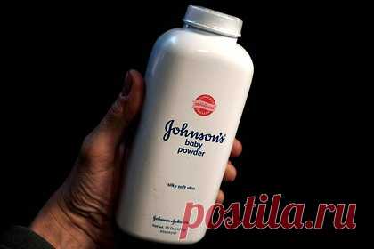 Johnson & Johnson выплатит миллиарды долларов по искам о детской присыпке. Крупный американский производитель медикаментов, медицинского оборудования, средств гигиены и косметики Johnson & Johnson выделит 8,9 млрд долларов на урегулирование претензий потребителей по поводу косметического талька. Как утверждают истцы, в продукции компании содержится асбест, провоцирующий рак.