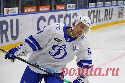 Канадский нападающий «Динамо» рассказал о нежелании возвращаться в НХЛ. Канадский нападающий московского «Динамо» Джордан Уил рассказал о нежелании возвращаться в Национальную хоккейную лигу (НХЛ). «Вот что я люблю в Континентальной хоккейной лиге (КХЛ) — если ты играешь хорошо, то будешь играть. Независимо от того, кто ты», — поделился он.