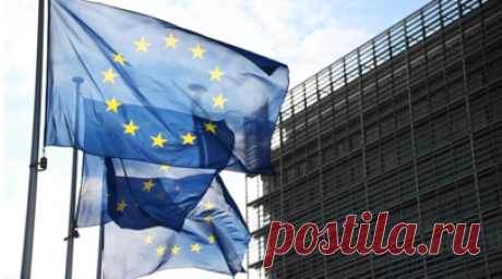 Politico: ЕС намерен удержать €5 млрд доходов от замороженных активов России. Европейский союз намерен удержать €5 млрд доходов от замороженных российских активов с целью покрытия затрат на юридические разбирательства с Москвой. Читать далее