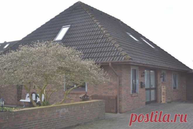 Verkauf eines Walmdachhauses mit Garage in Tellingstedt Einfamilienhaus Tellingstedt (28JJC4T)