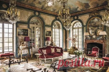 Замок эпохи Людовика XV недалеко от Парижа, принадлежащий коллекционеру Жану-Луи Тапио