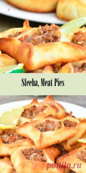 Sfeeha (Lebanese Meat Pies)