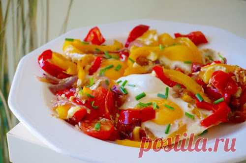 Home food: Пиперада - испанская яичница с овощами