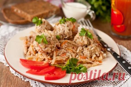 Ленивые голубцы в мультиварке  


Голубцы всегда были одним из любимых блюд многих хозяек, но бывает и так, что времени на их приготовление нет, а  покушать хочется. Тогда можно приготовить ленивые голубцы в мультиварке, времени о…