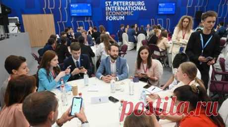 Объявлена новая концепция Молодёжного дня ПМЭФ. Международный молодёжный экономический форум состоится 8 июня. Его участниками станут предприниматели, управленцы, студенты, аспиранты и учёные, в том числе отмеченные стипендиями, грантами и премиями президента России. Читать далее
