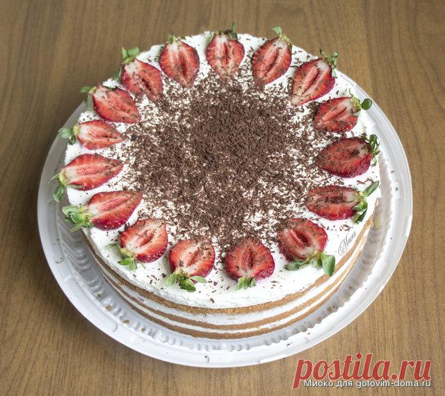 Творожно-сливочный торт с ягодами или фруктами • Бисквитные торты