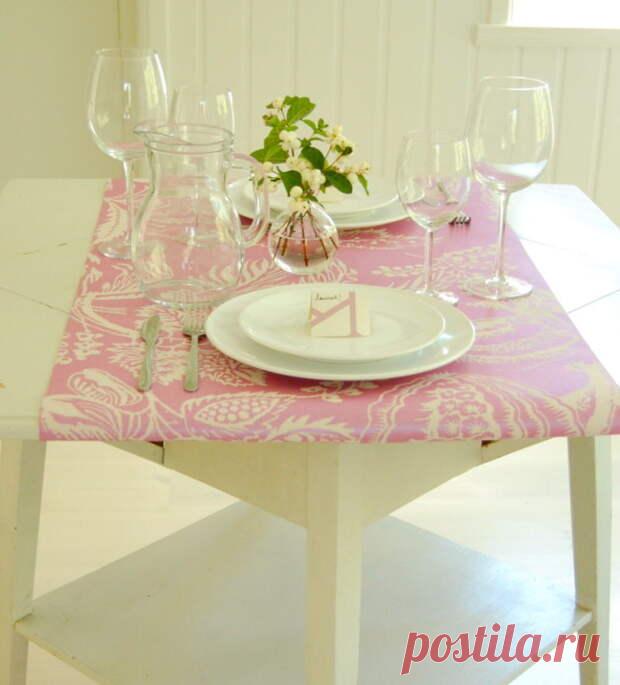 Не спешите выкидывать остатки обоев: вот 5 оригинальных идей их применения - Идеи для жизни - медиаплатформа МирТесен У кого после ремонта не осталось рулонов с обоями, тот, наверное, настоящий везунчик. Часто мы покупаем обои «с запасом» на форс-мажорные случаи и, конечно, для собственного спокойствия. Но, как показала практика, далеко не всегда дополнительные метры обоев оправданы – чаще всего они лежат без дела