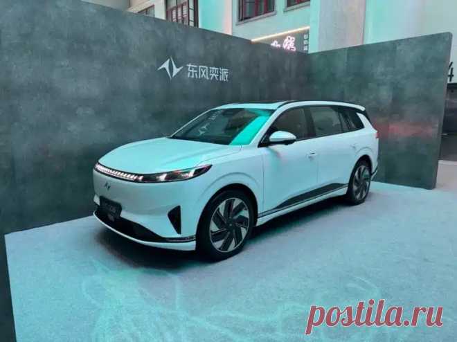 Кроссовер Dongfeng eπ008 Smart Driving Edition