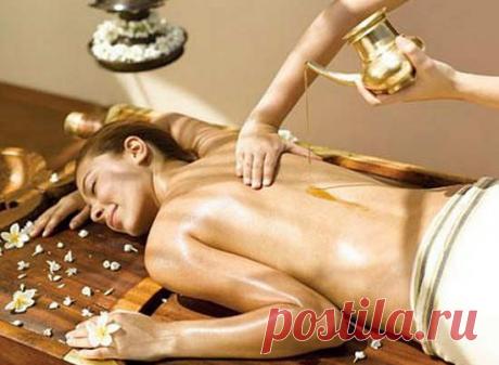 Индийский Аюрведический массаж, масла для него
Аюрведический массаж с маслами расслабляет, восстанавливает сердечный ритм, избавляет от напряжения, способствует похудению и выводит шлаки, нормализирует давление