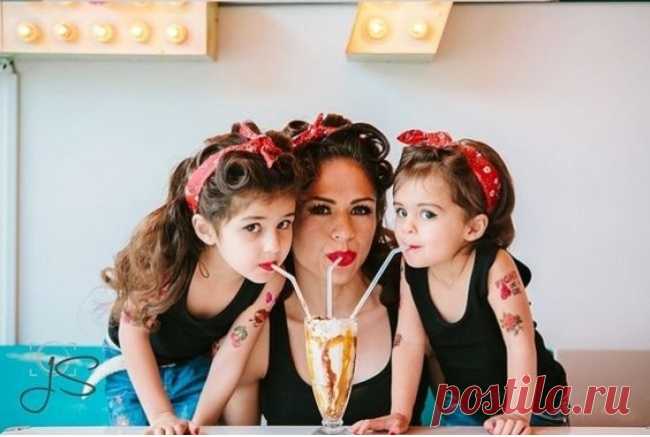 16 фотографий, на которых матери и дочери похожи как две капли воды