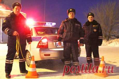 ИНФОРМАЦИЯ ВОДИТЕЛЯМ!!! РАСПЕЧАТАЙТЕ И ВОЗИТЕ С СОБОЙ!!! 
Большинство водителей передвигаясь по дорогам нашей великой страны не знают некоторых тонкостей наших законов, благодаря этому в некоторых ситуациях сотрудники ГИБДД превышают свои полномочия!
1. Если вы не нарушили ПДД, то проверка документов — только на стационарных постах ДПС (Приказ МВД РФ от 2 марта 2009 г. N 185). 
2. Претензии за нарушения ПДД вам может предъявить только ГИБДД, а другие службы милиции — лишь во время спецопераци