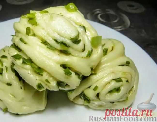 Рецепт: Китайские паровые булочки с зеленым луком на RussianFood.com