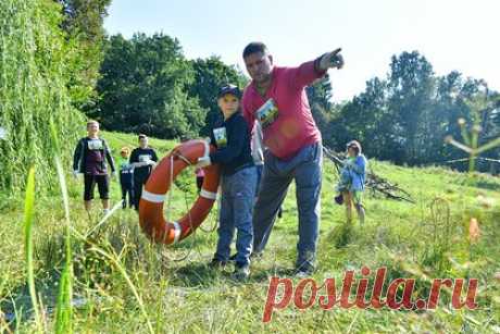 В России изменят правила начисления детских пособий. Минтруд России прорабатывает изменения в правила начисления социальных выплат на детей от трех до семи лет и выплат одиноким родителям на детей от восьми до семнадцати лет. Об этом рассказала заместитель министра труда и социальной защиты Ольга Баталина.