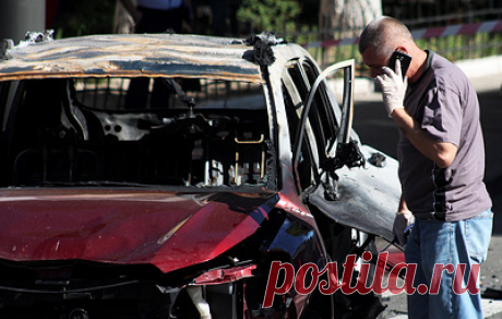 Пострадавшие при подрыве автомобиля в Михайловке получили легкие травмы. Их жизни ничего не угрожает, сообщили в оперативных службах региона