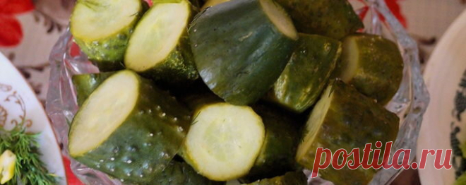 Хрустящие малосольные огурцы быстрого приготовления классические - 10 вкусных рецептов с фото пошагово Как быстро приготовить малосольные хрустящие огурцы?
Малосольные огурцы в пакете - классический рецепт быстрого приготовления
Рецепт малосольных огурцов быстрого приготовления в кастрюле-скороварке
Хрустящие быстрые малосольные огурчики в банке
Маринуем огурцы с чесноком и укропом, чтобы быстро и вкусно посолить
Быстрый рецепт малосольных огурчиков с медом
Вкусные малосольные маринованные огу…