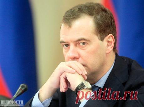 ВЕДОМОСТИ - Филипп Стеркин: Медведев выступил неожиданно жестко
