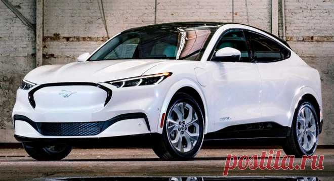 Электрокар Ford Mustang Mach-E 2022: салон, экстерьер, характеристики