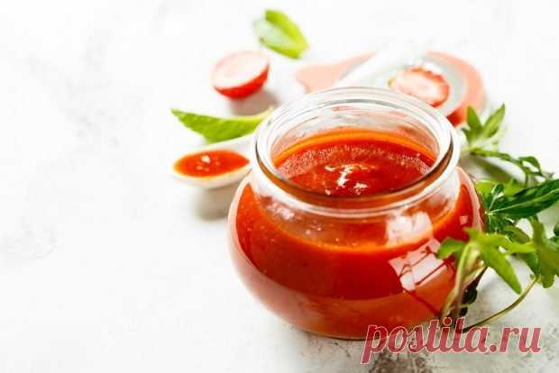 Кетчуп из помидоров с яблоками, луком и перцем — Домашние заботы