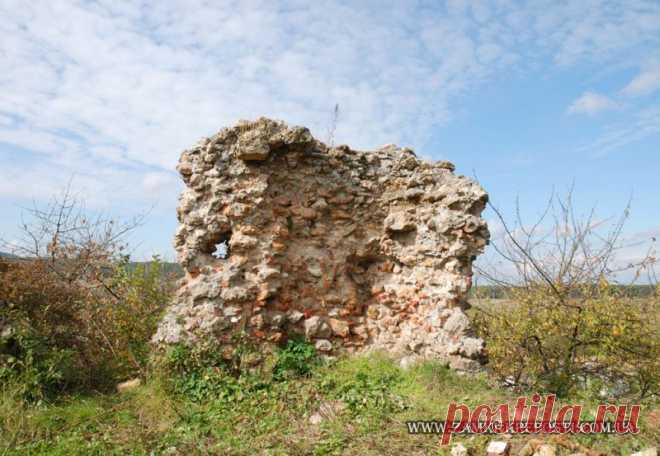 Легенди замків Закарпаття: 13 кам’яних воїнів