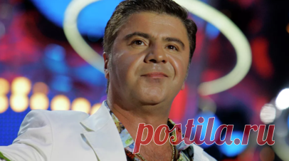Павлиашвили в День государственного флага представит новую версию песни «Россия». Эстрадный певец Сосо Павлиашвили 22 августа, в День государственного флага Российской Федерации, вместе с победительницей третьего сезона шоу «Голос» Александрой Воробьёвой представят новую версию песни «Россия». Читать далее