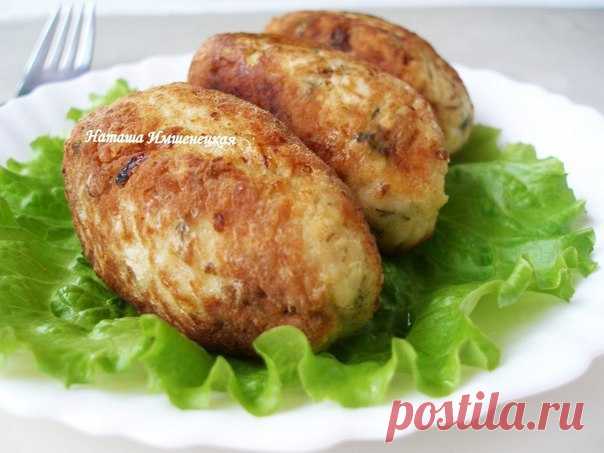 Куриные котлеты с картофелем и сыром.