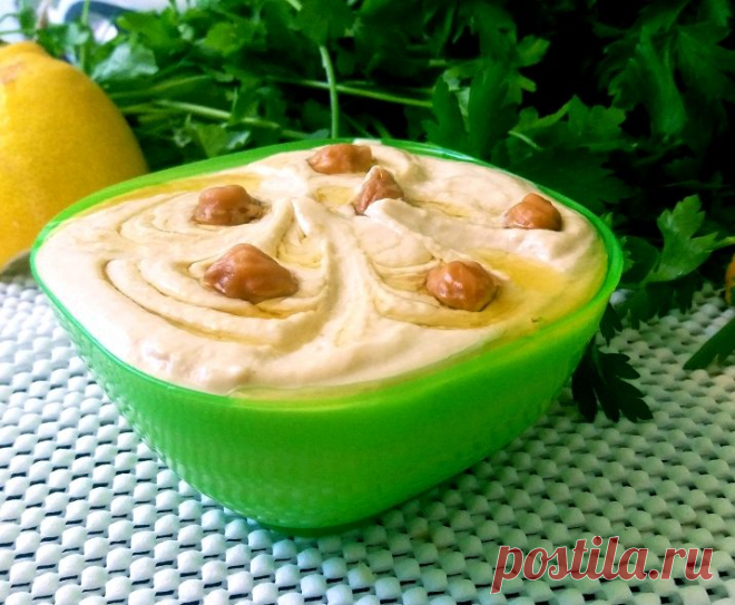 «Хумус» - паста из турецкого гороха нута Всем привет! Предлагаю вам рецепт вкусной намазки на хлеб или как соус к мясным блюдам. Очень вккусно и полезно. Рецепт 1 стакан нута 250 мл 40 мл оливкового масла 30 -40 мл кипяченойохлажденной воды 1...