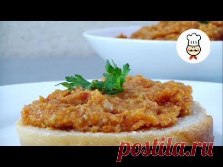 ГРИБНАЯ ИКРА с БАКЛАЖАНОМ / Волшебный вкус - превосходная закуска / Mushroom Caviar with Eggplant - YouTube
Попробуйте !!! Вкус этой икры вас очень удивит. Сочетание продуктов просто шикарное. Мало кто догадается из чего она приготовлена. Смело подавайте ее на праздничный стол и гости ее оценят по достоинству.
Ингредиенты:
• Шампиньоны – 1 кг
• Баклажан – 1 шт.
• Помидоры – 300 г
• Лук – 2 шт.
• Болгарский перец – 1 шт.
• Масло подсолнечное – 70 мл
• Соль
• Смесь перцев